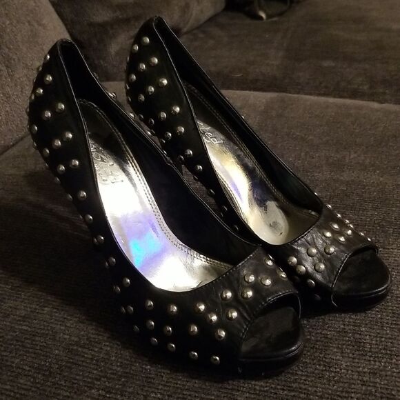 🤠Twisted Open Toe With Silver Studs Size 6 1/2 - Picture 1 of 5